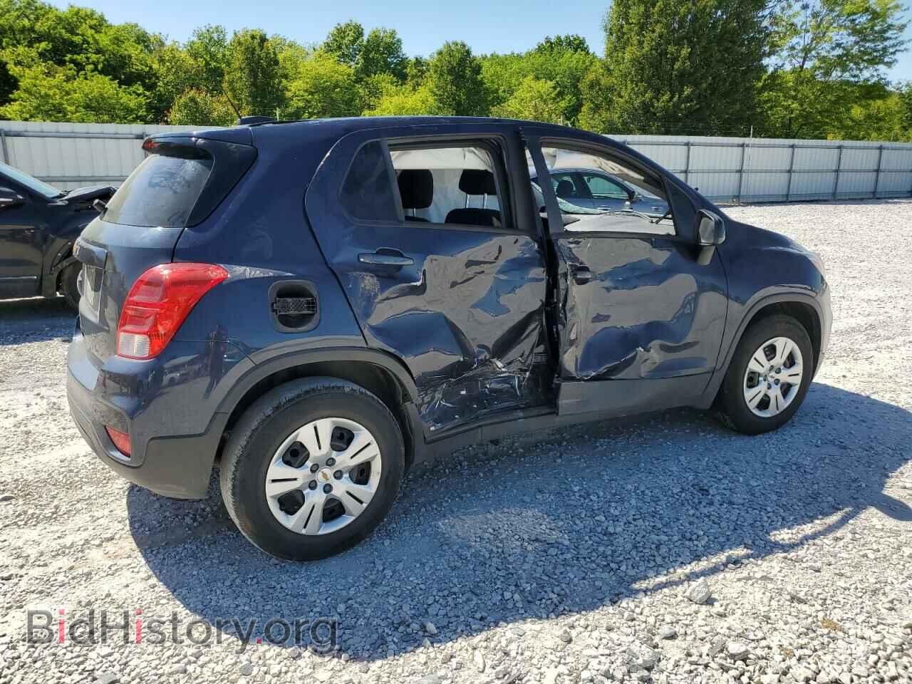 2018 CHEVROLET TRAX - VIN: 3GNCJKSB5JL221285 - Фото 3