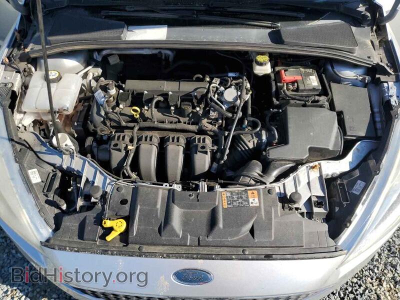 2017 Ford FOCUS (VIN 1FADP3F22HL270063) — photo 11 of 13