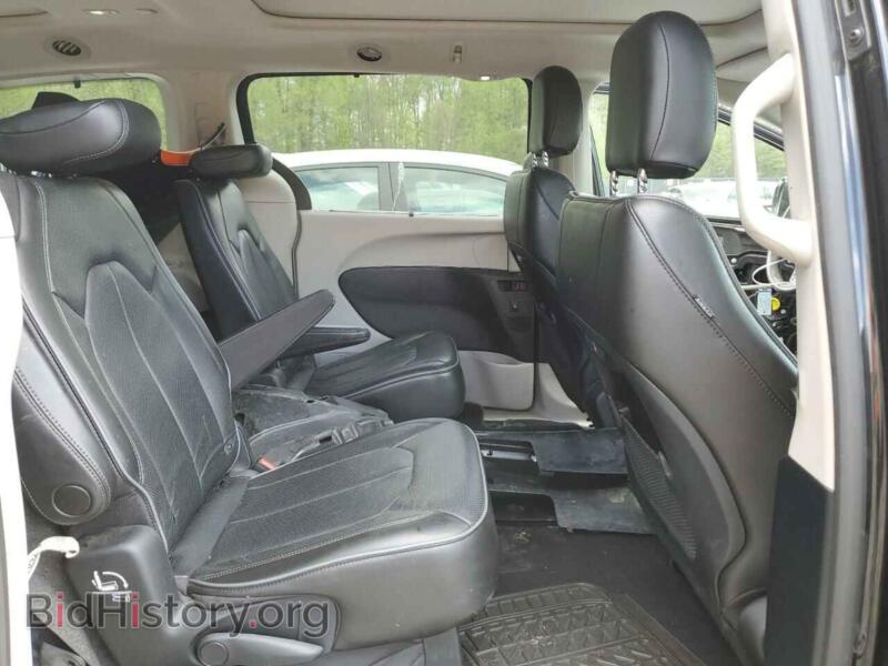 2020 Chrysler PACIFICA (VIN 2C4RC1GG6LR124534) — photo 11 of 13