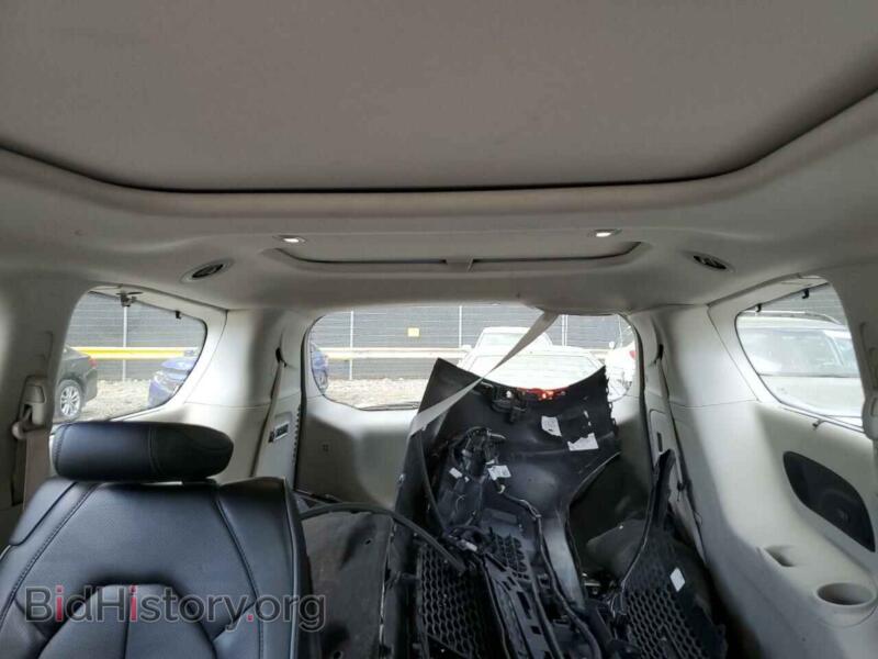 2020 Chrysler PACIFICA (VIN 2C4RC1GG6LR124534) — photo 10 of 13