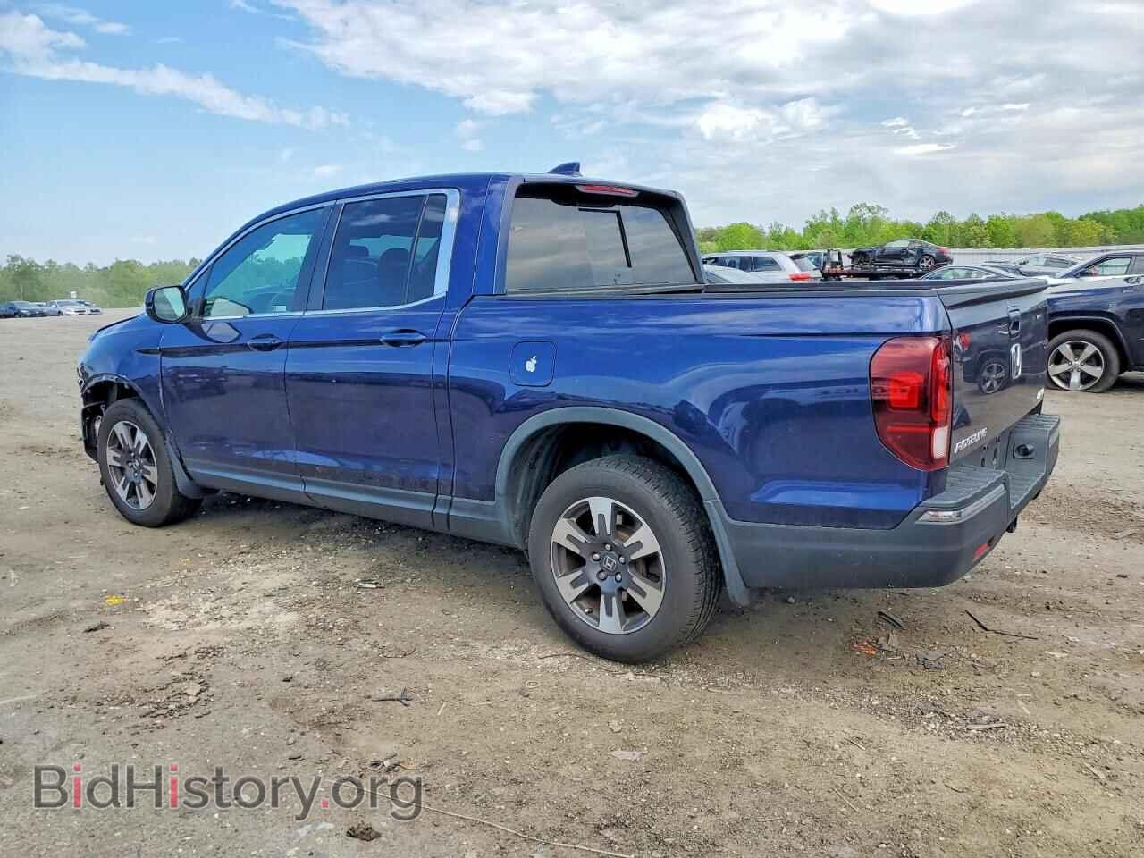 2019 HONDA RIDGELINE - VIN: 5FPYK3F54KB039168 - Photo 2