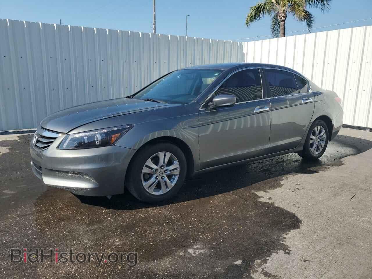 Photo 1HGCP2F66CA034573 - HONDA ACCORD 2012