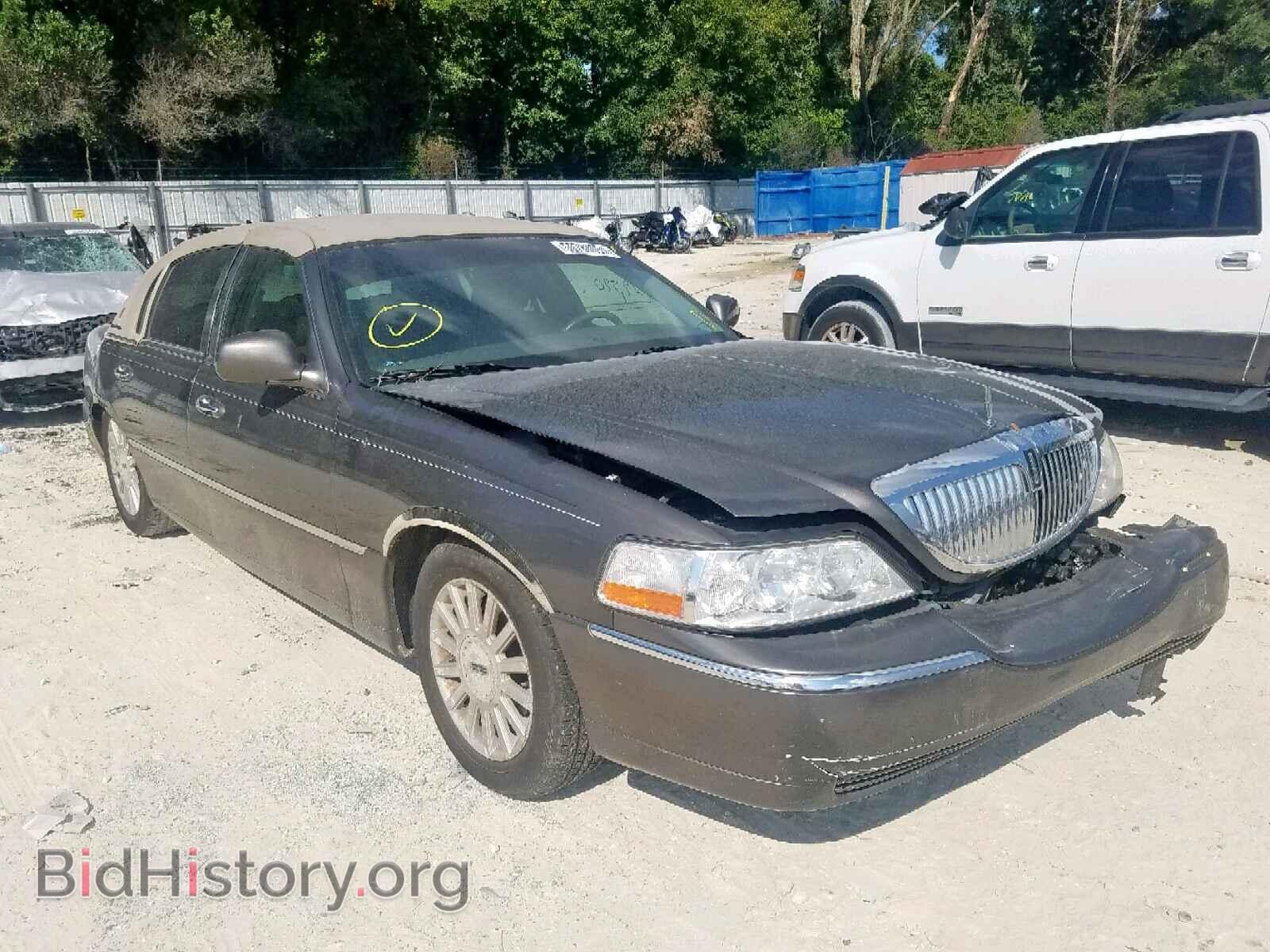 Фотография 1LNHM81W24Y662433 - LINCOLN TOWNCAR 2004