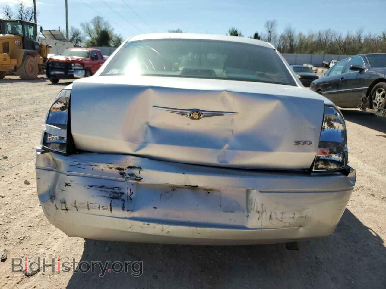 2006 CHRYSLER 300 - VIN: 2C3KA43R96H366488 - Фото 6