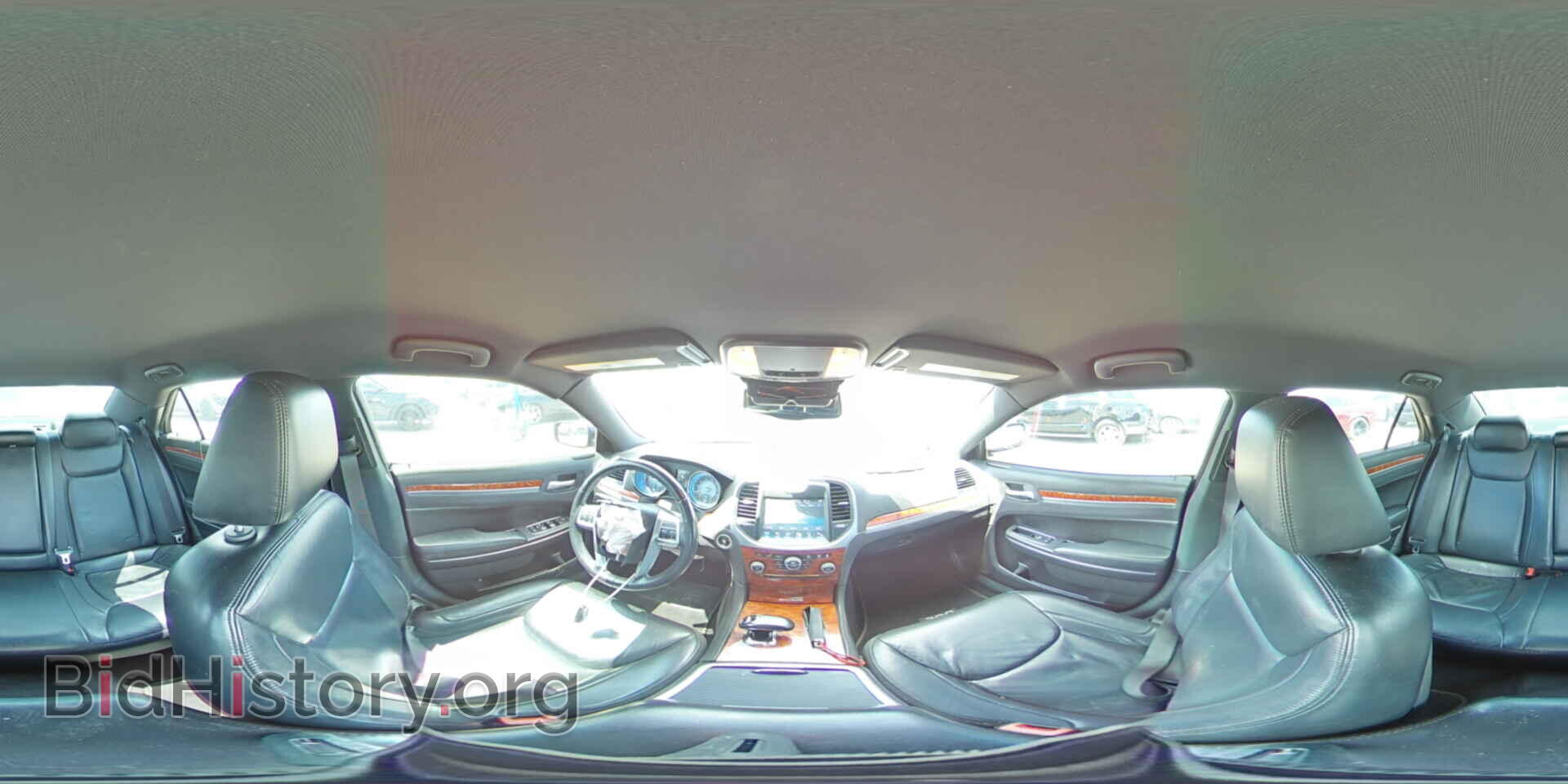 2014 CHRYSLER 300 - VIN: 2C3CCAAG3EH378035 - Фото 12