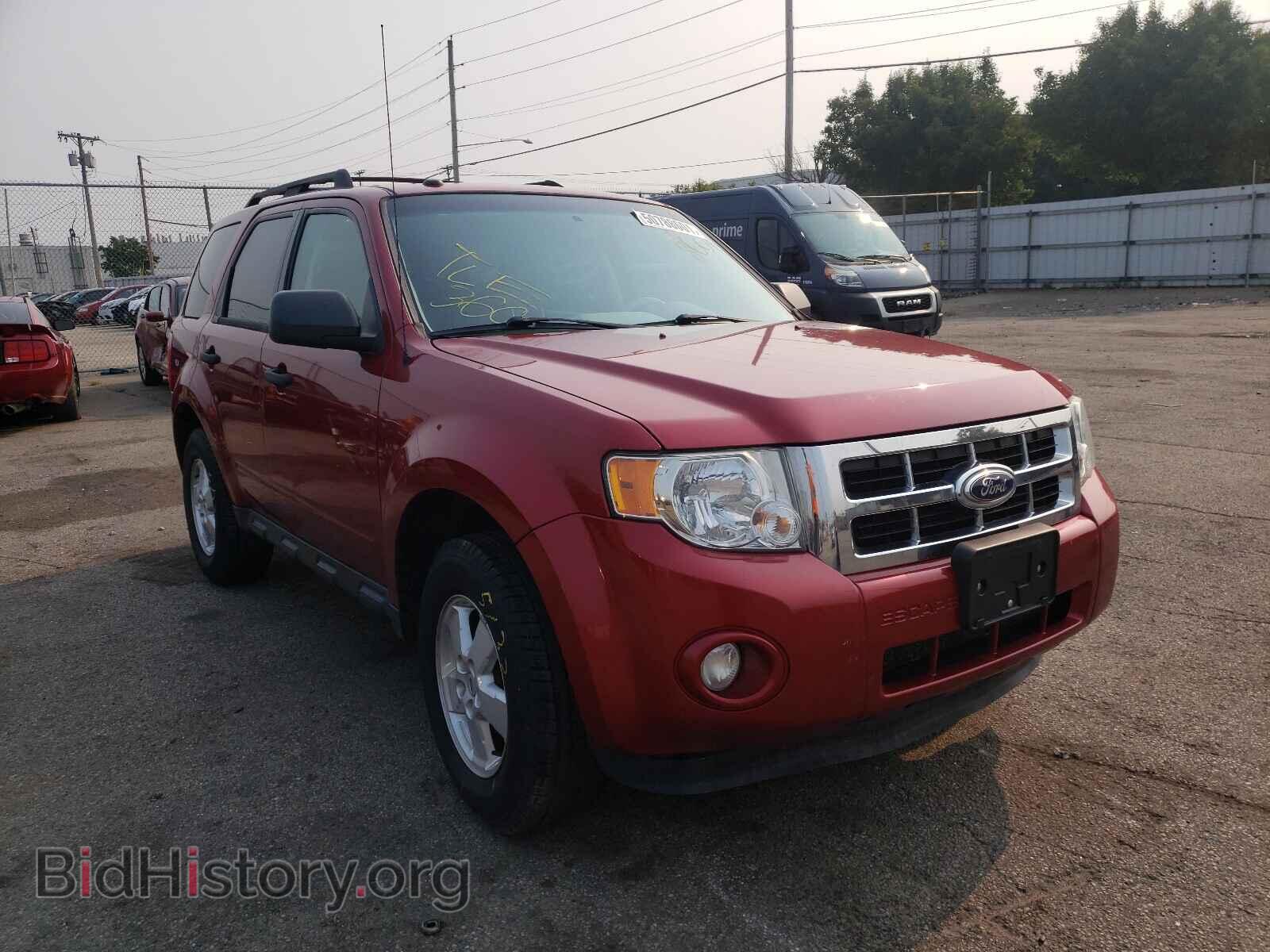 Фотография 1FMCU0D71CKC17358 - FORD ESCAPE 2012