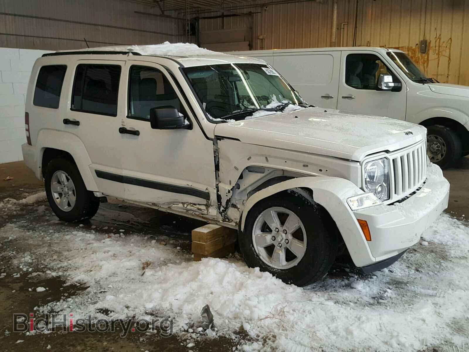 Photo 1J8GN28K09W517531 - JEEP LIBERTY 2009