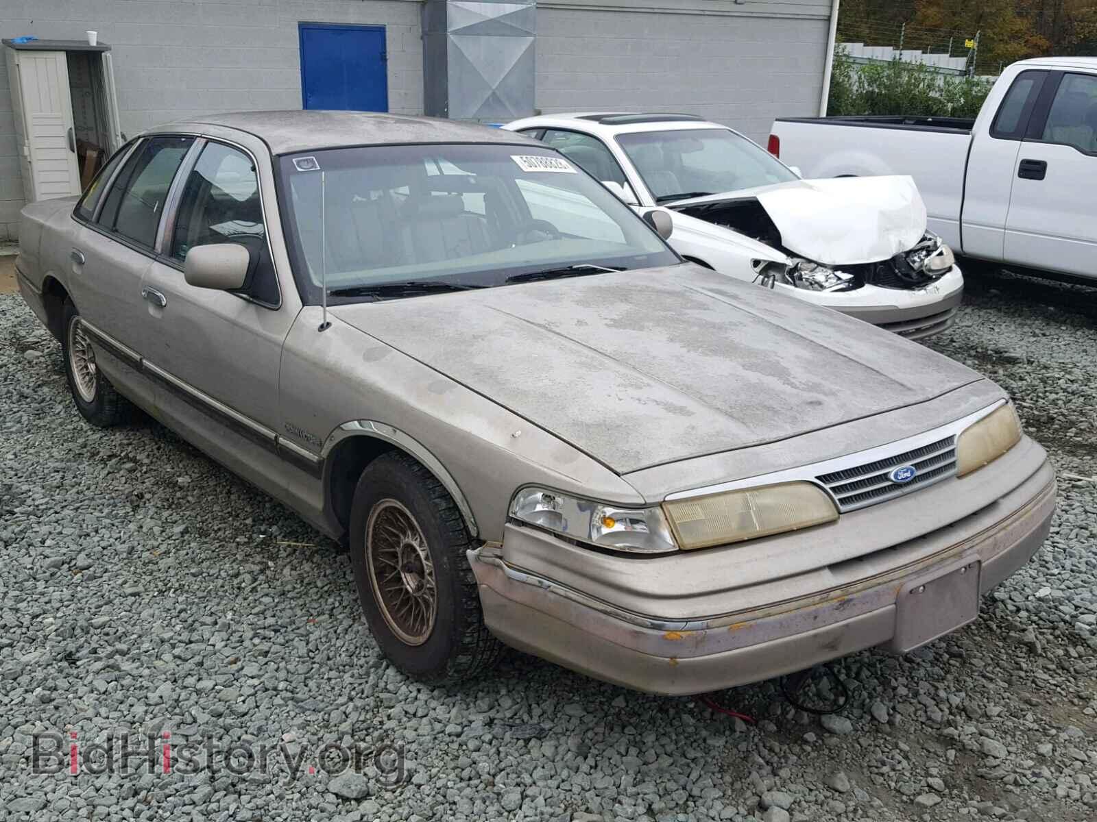 Photo 2FALP74W8RX122402 - FORD CROWN VIC 1994