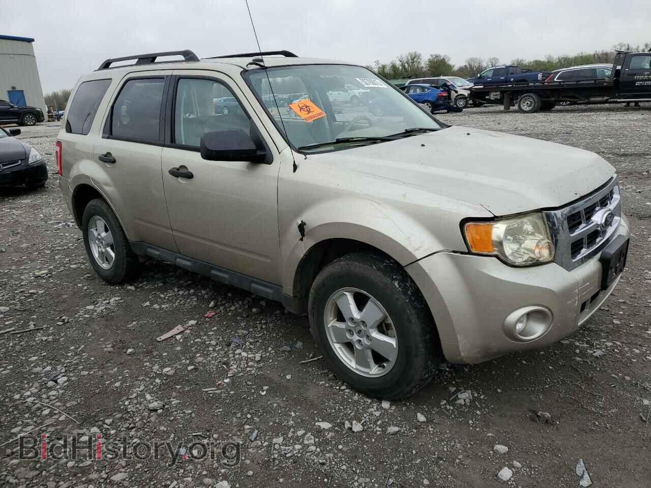 2011 FORD ESCAPE - VIN: 1FMCU0D73BKA68188 - Фото 4