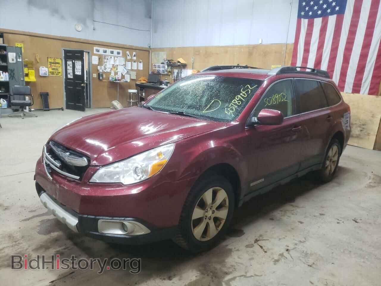 2011 SUBARU OUTBACK - VIN: 4S4BRCKC4B3393988 - Фото 2