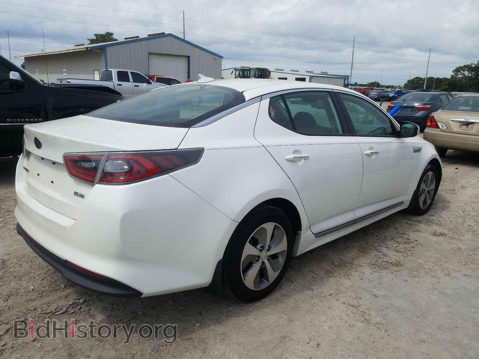 2015 KIA OPTIMA - VIN: KNAGM4AD7F5090946 - Photo 4