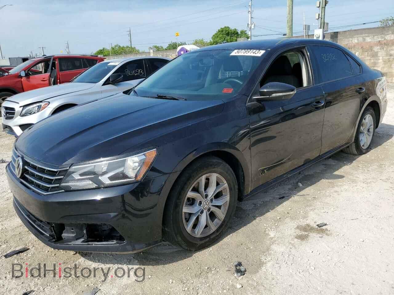 Photo 1VWAA7A31JC023822 - VOLKSWAGEN PASSAT 2018
