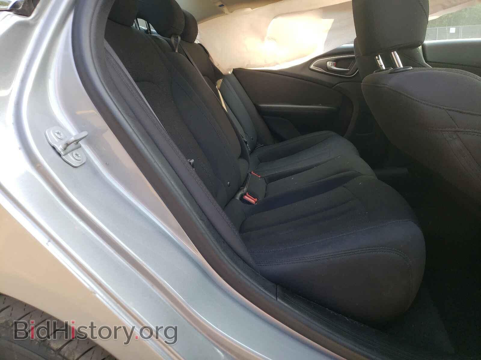 2015 CHRYSLER 200 - VIN: 1C3CCCAB5FN651694 - Фото 6