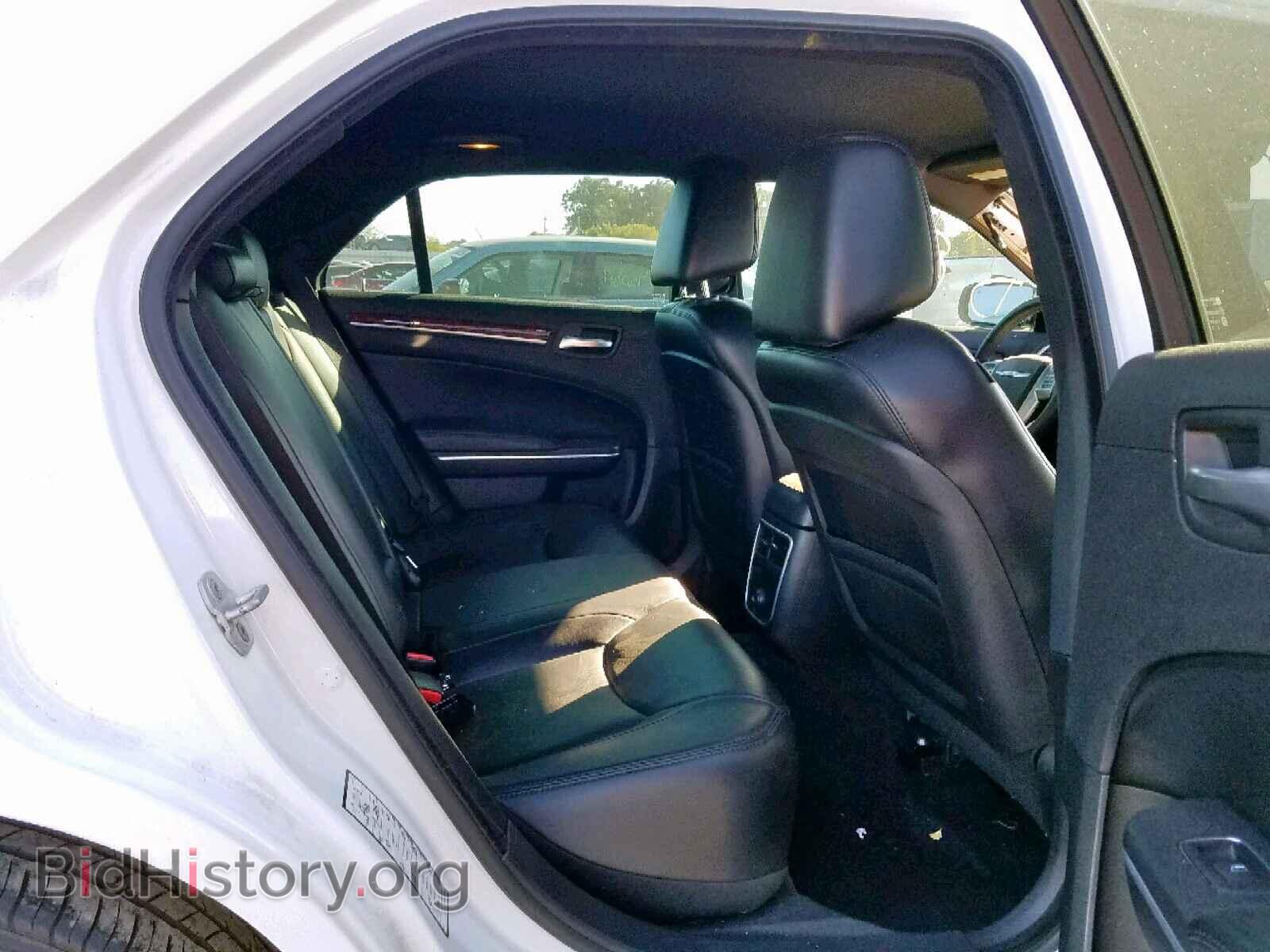 2013 CHRYSLER 300 - VIN: 2C3CCAAG9DH588718 - Фото 6