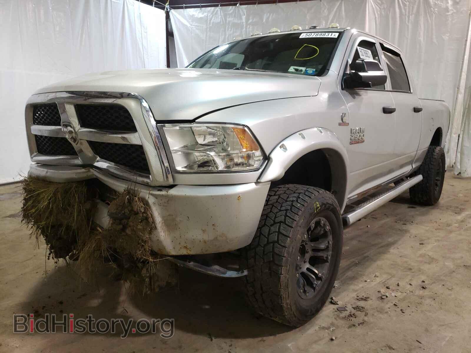 2014 RAM 2500 - VIN: 3C6UR5CL2EG279827 - Photo 2
