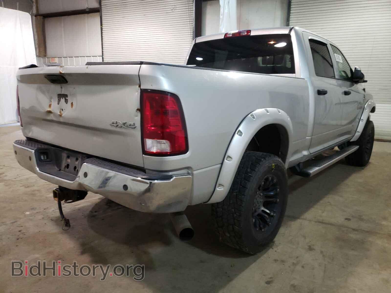 2014 RAM 2500 - VIN: 3C6UR5CL2EG279827 - Photo 4