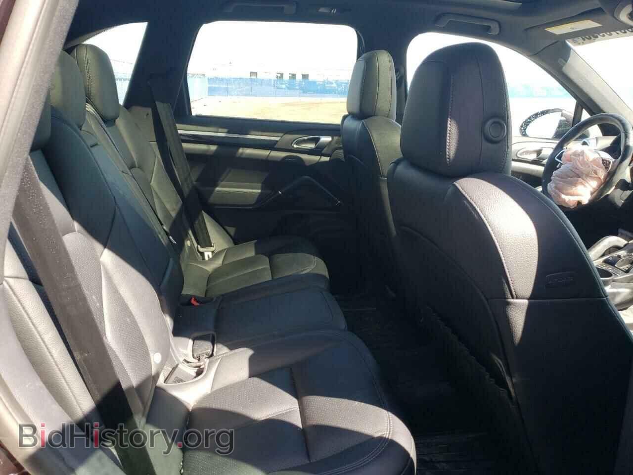 2018 PORSCHE CAYENNE - VIN: WP1AA2A26JKA05429 - Фото 11