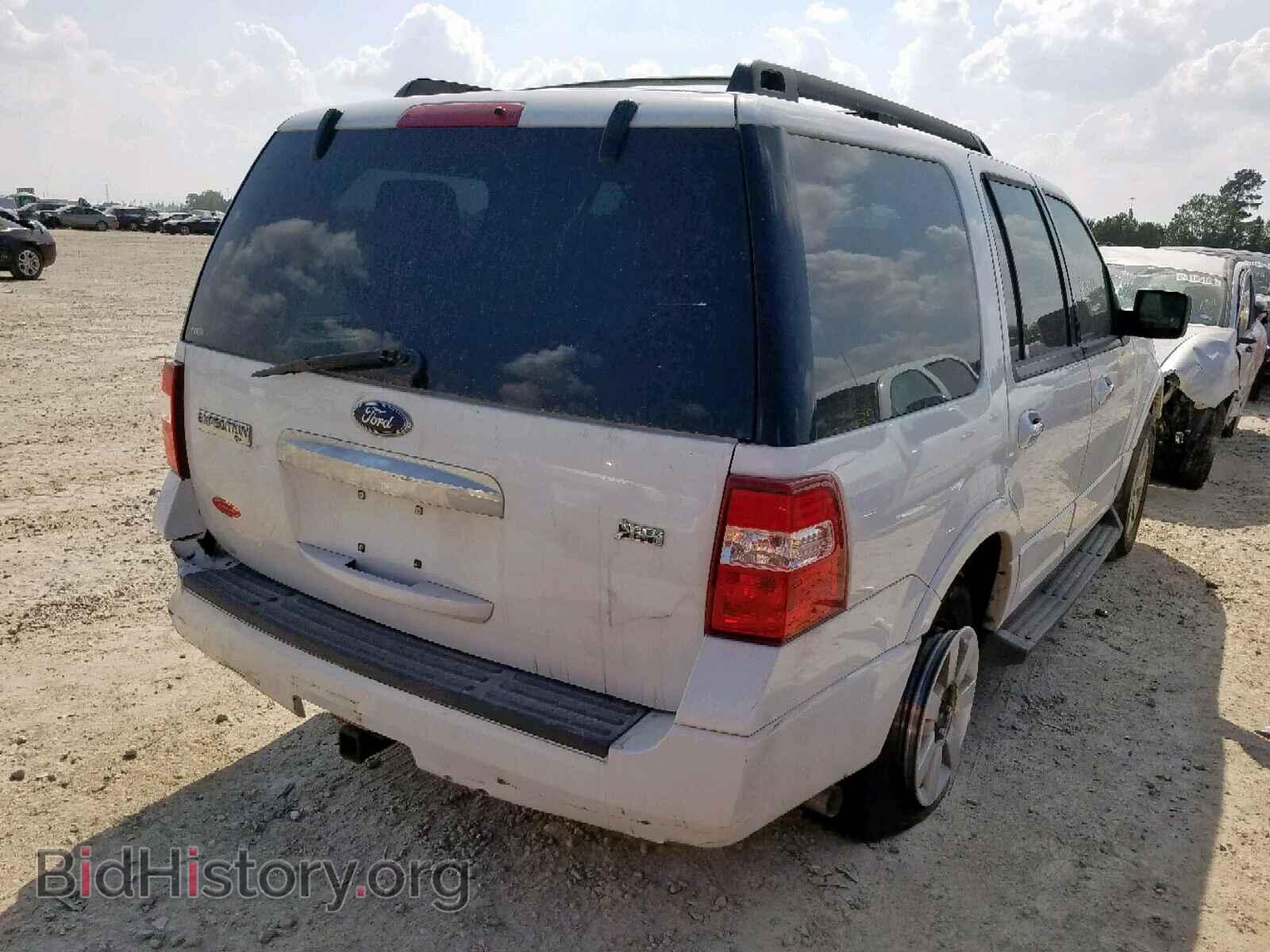 2010 FORD EXPEDITION - VIN: 1FMJU1F57AEA71486 - Фото 4