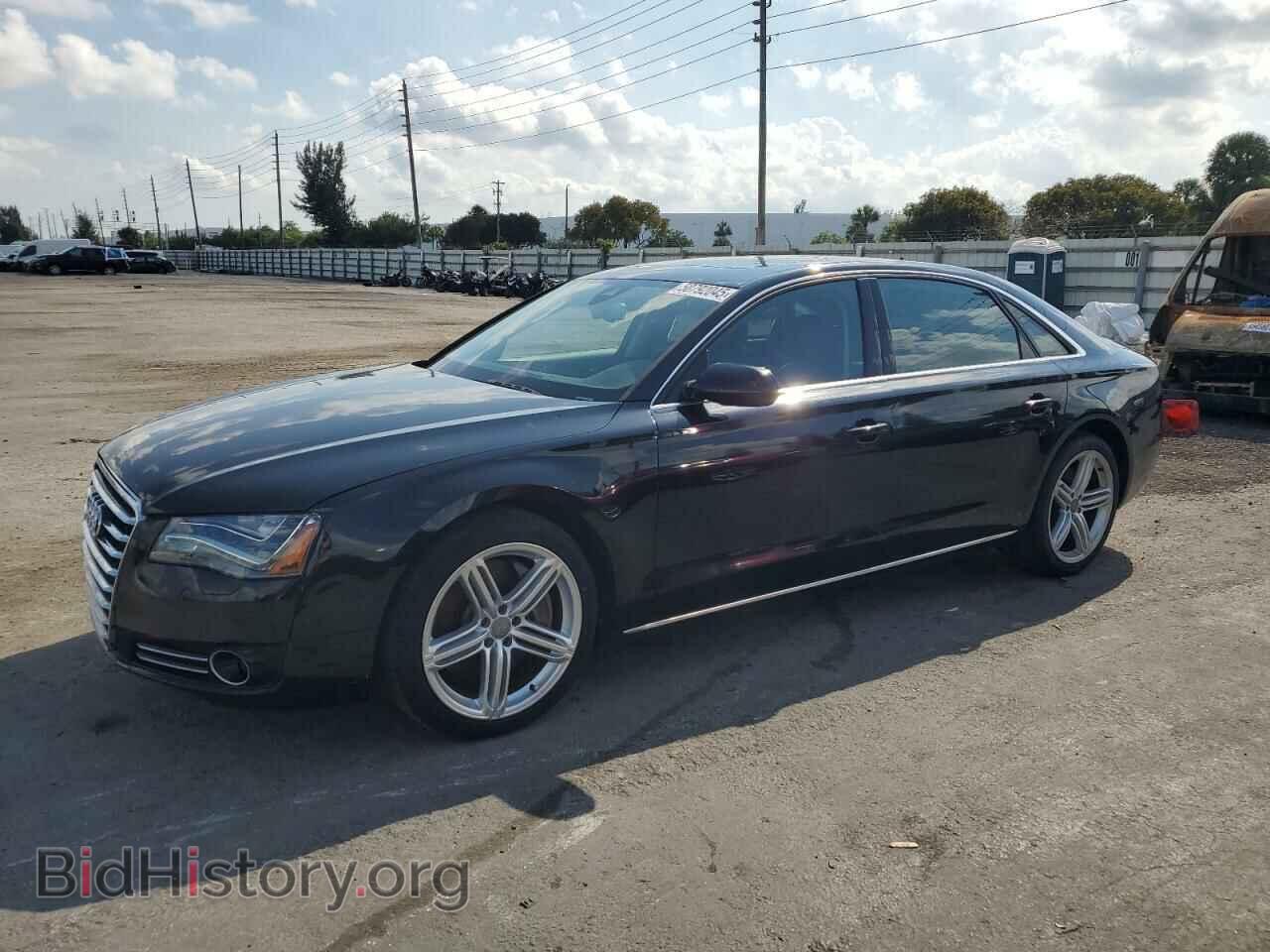 Photo WAUR2AFD1DN008020 - AUDI A8 2013