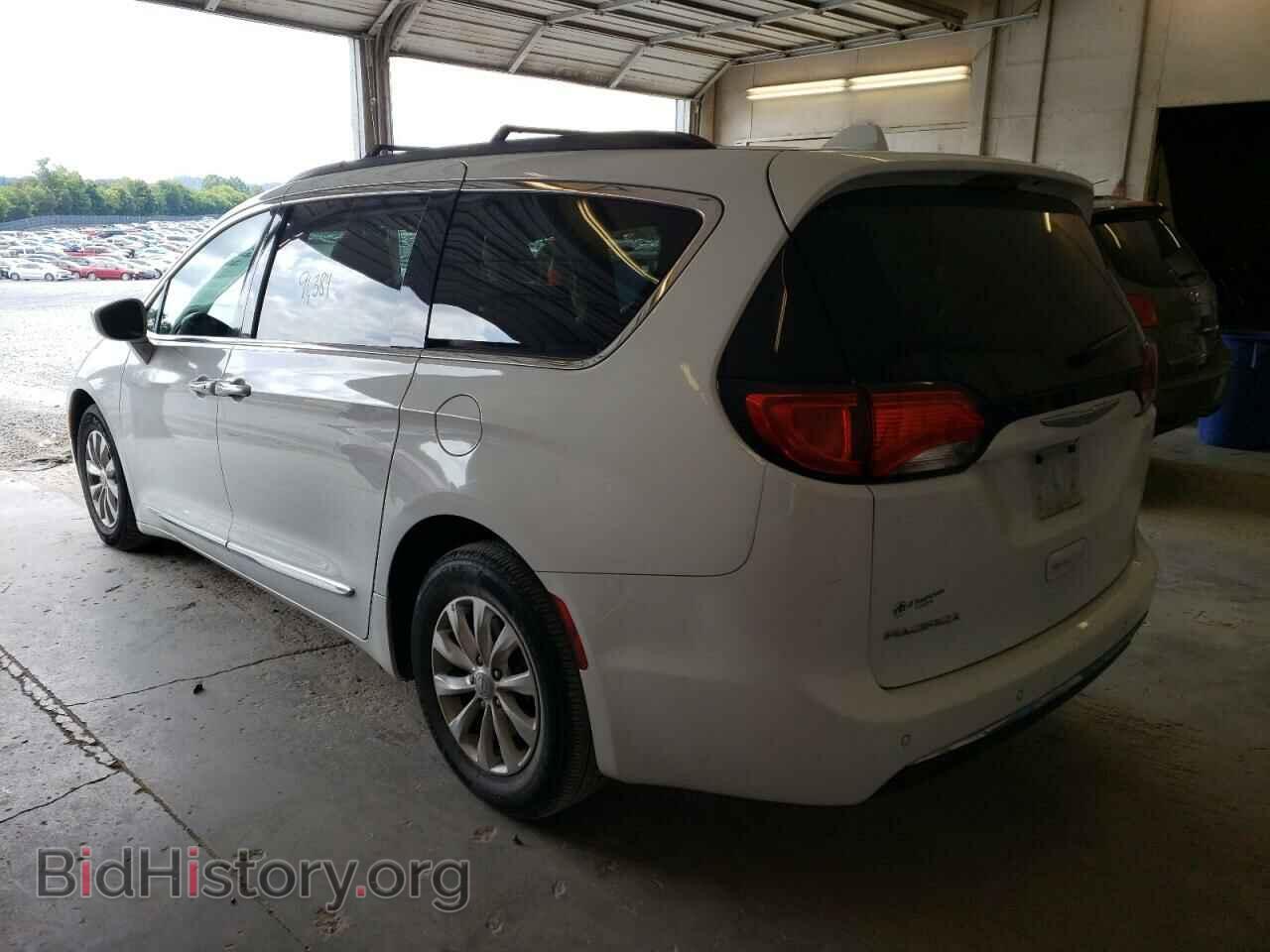 2017 CHRYSLER PACIFICA - VIN: 2C4RC1BG6HR620898 - Фото 3