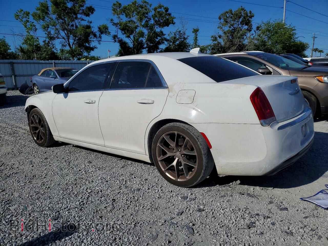 2016 CHRYSLER 300 - VIN: 2C3CCAAG6GH273797 - Фото 2