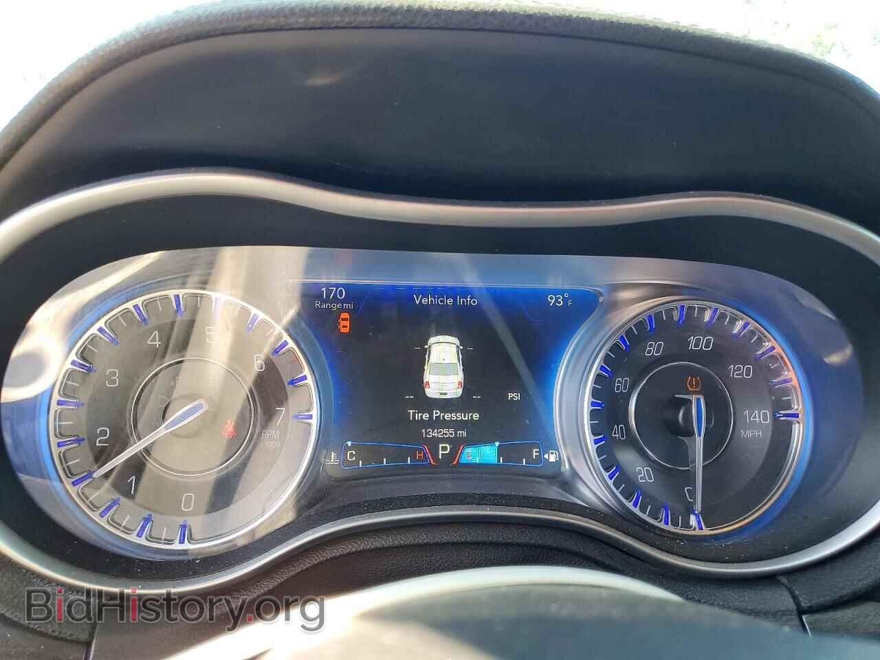 2016 CHRYSLER 300 - VIN: 2C3CCAAG6GH273797 - Фото 9