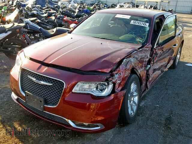2019 CHRYSLER 300 - VIN: 2C3CCAEG6KH577635 - Фото 2