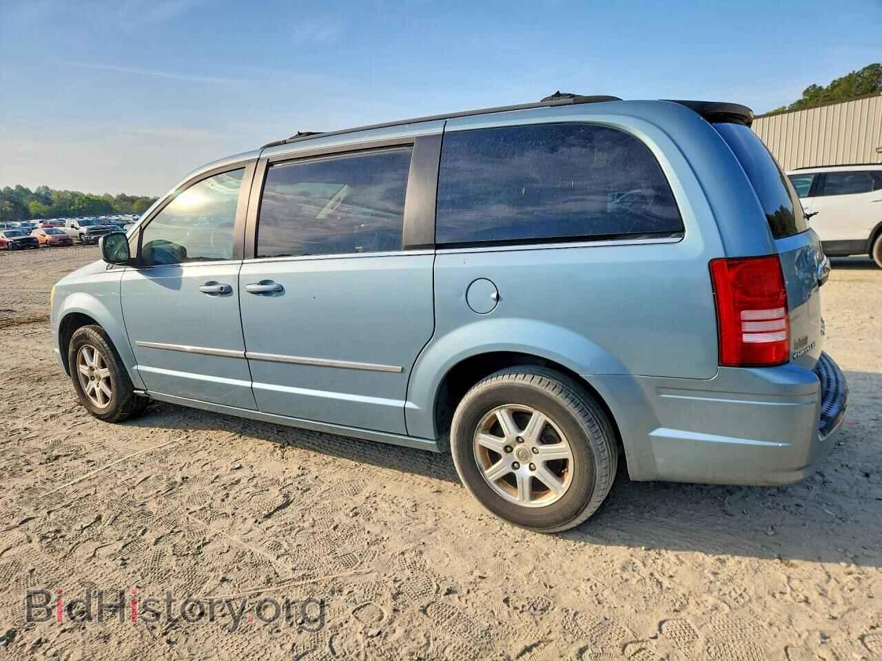 2009 CHRYSLER MINIVAN - VIN: 2A8HR54109R606810 - Photo 2