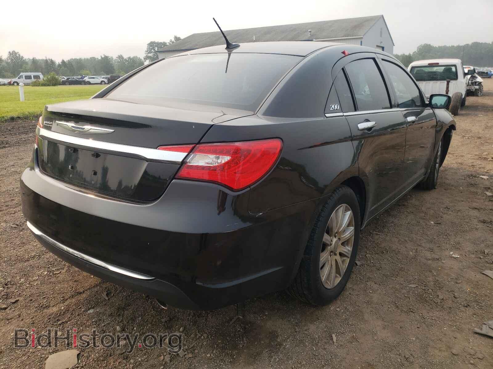 2013 CHRYSLER 200 - VIN: 1C3CCBCG0DN602015 - Фото 4