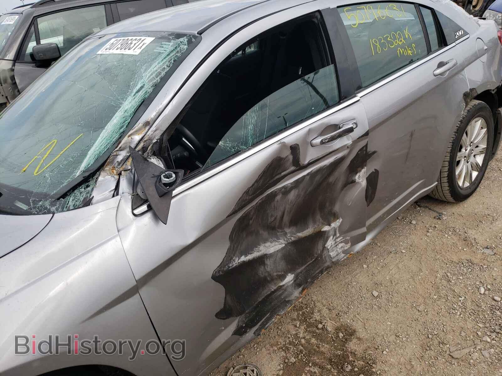 2013 CHRYSLER 200 - VIN: 1C3CCBBG2DN533863 - Фото 10