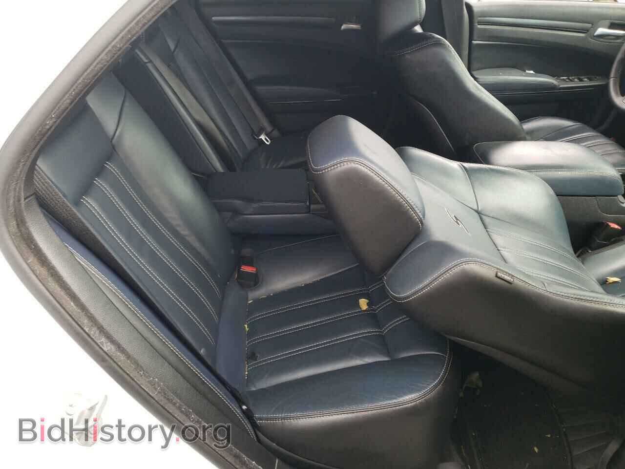 2016 CHRYSLER 300 - VIN: 2C3CCABT0GH207886 - Фото 6