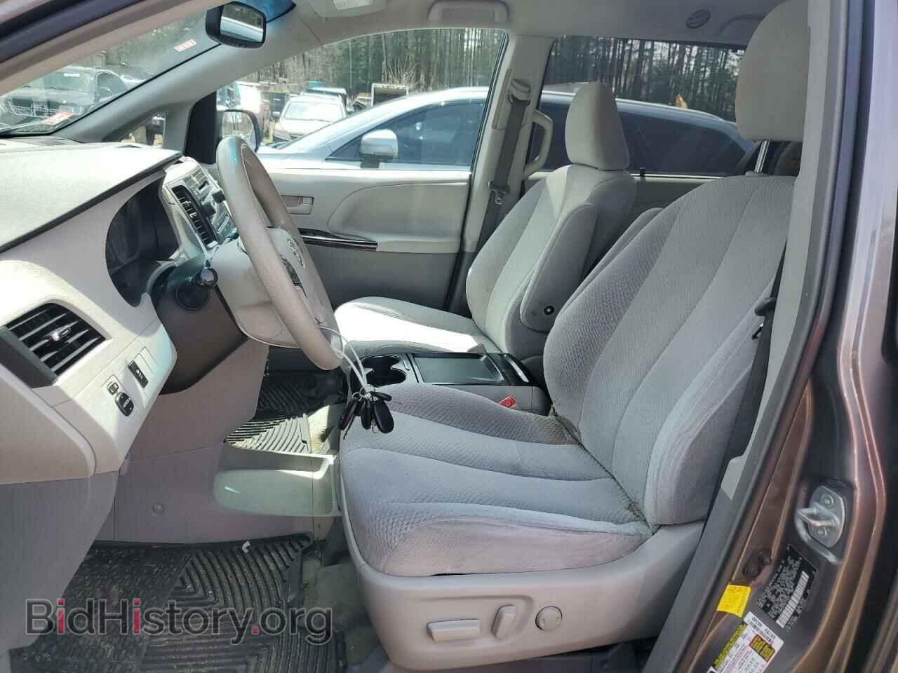 2011 TOYOTA All Models - VIN: 5TDKK3DCXBS174523 - Фото 7