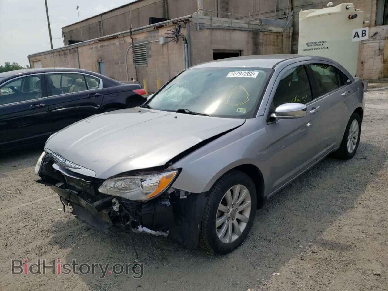 2014 CHRYSLER 200 - VIN: 1C3CCBCG7EN236216 - Photo 2