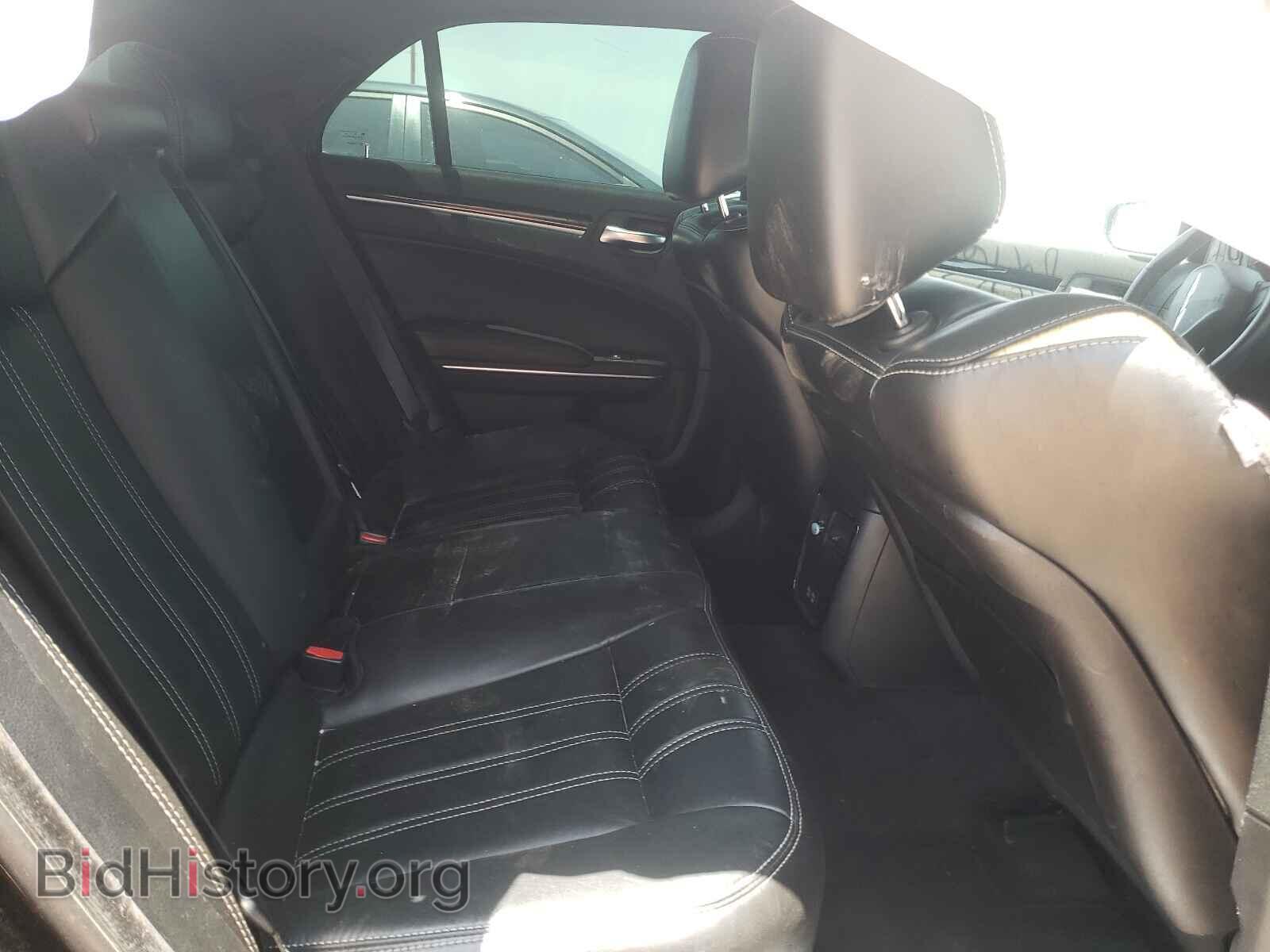2017 CHRYSLER 300 - VIN: 2C3CCAGG0HH637737 - Фото 6
