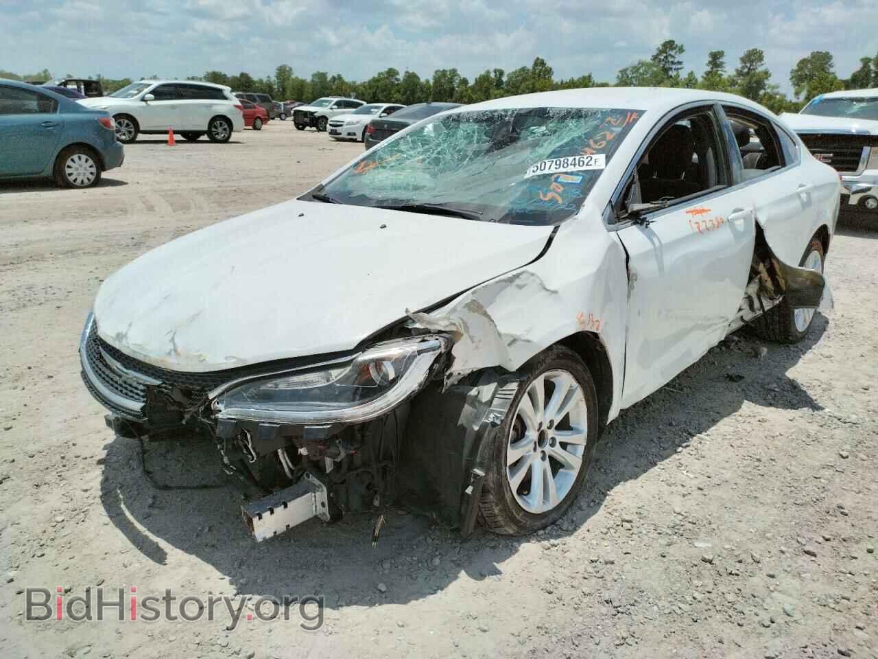 2015 CHRYSLER 200 - VIN: 1C3CCCAB3FN642668 - Фото 2