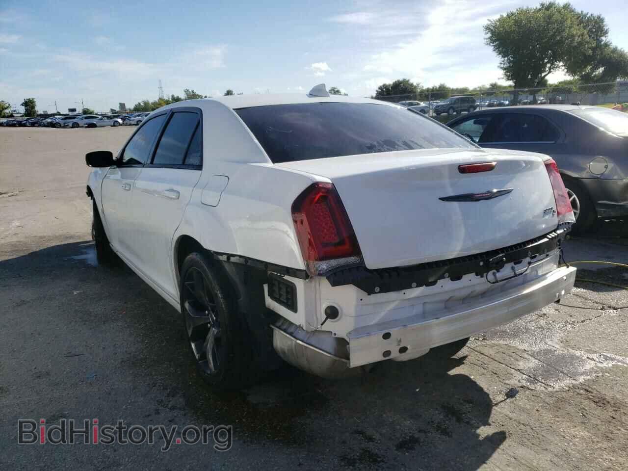 2021 CHRYSLER 300 - VIN: 2C3CCABG0MH554374 - Фото 3