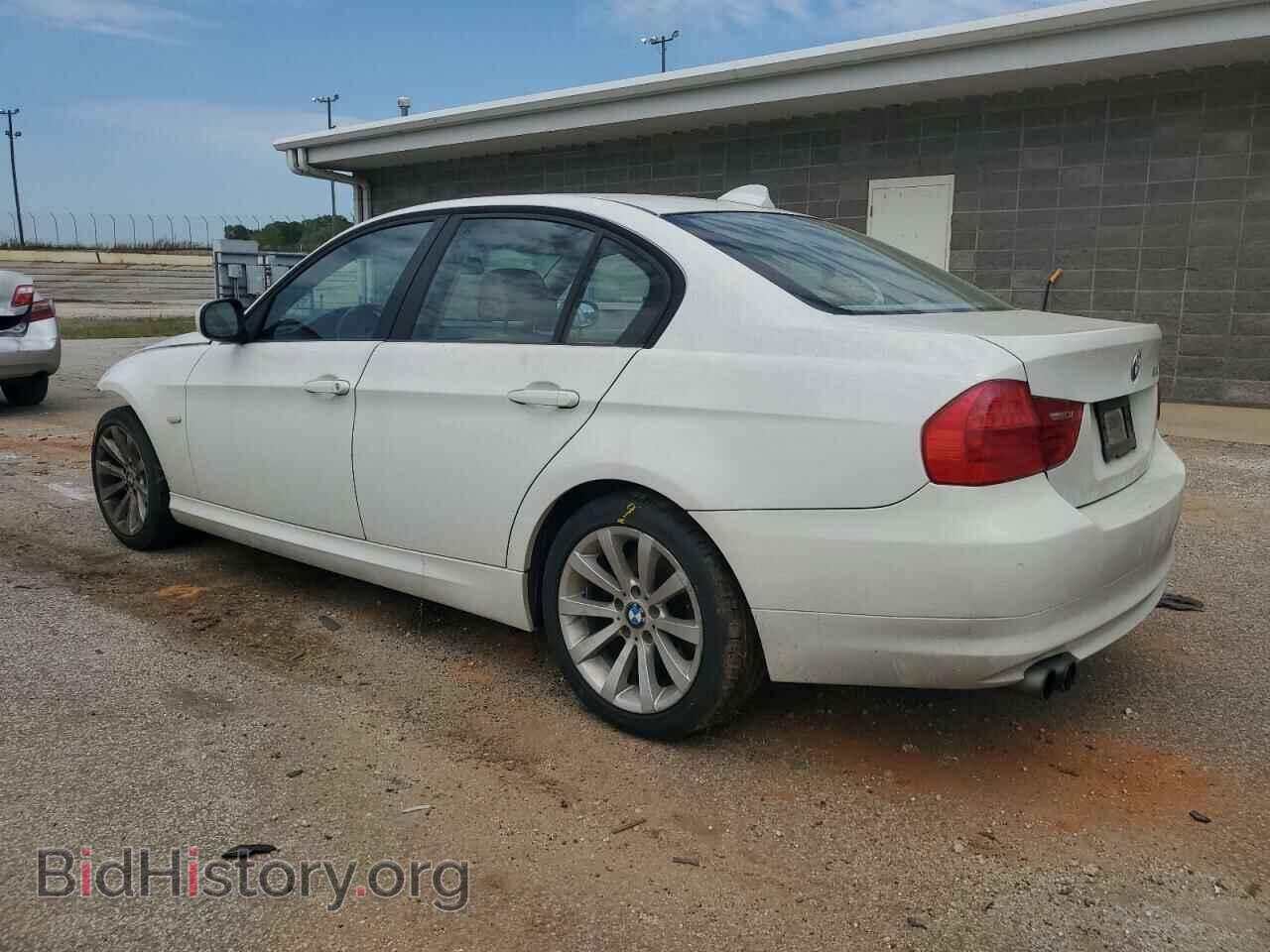 2011 BMW 3 SERIES - VIN: WBAPH7C57BE460735 - Фото 2