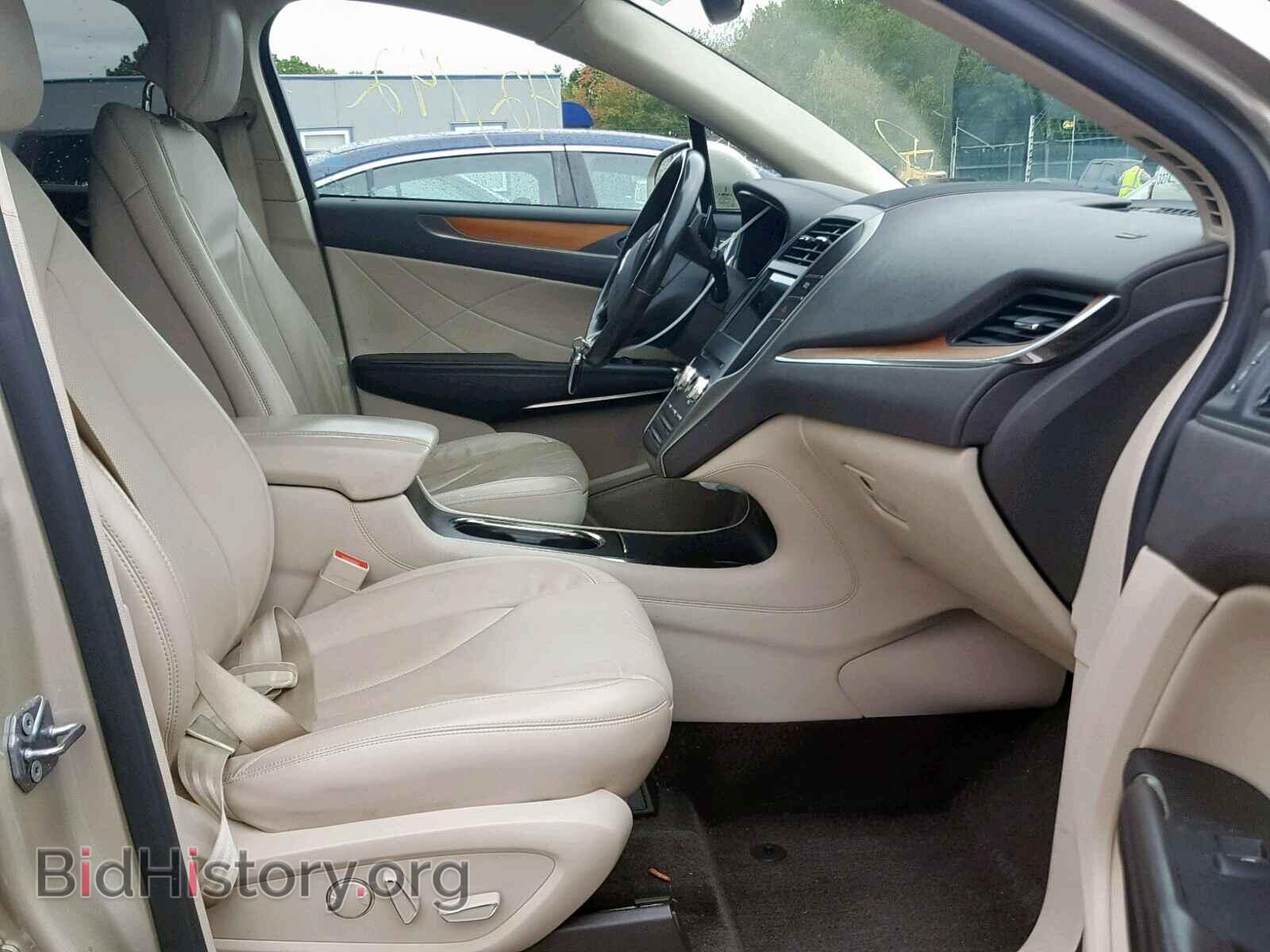 2017 LINCOLN MKC SELECT - VIN: 5LMCJ2D97HUL32402 - Photo 5
