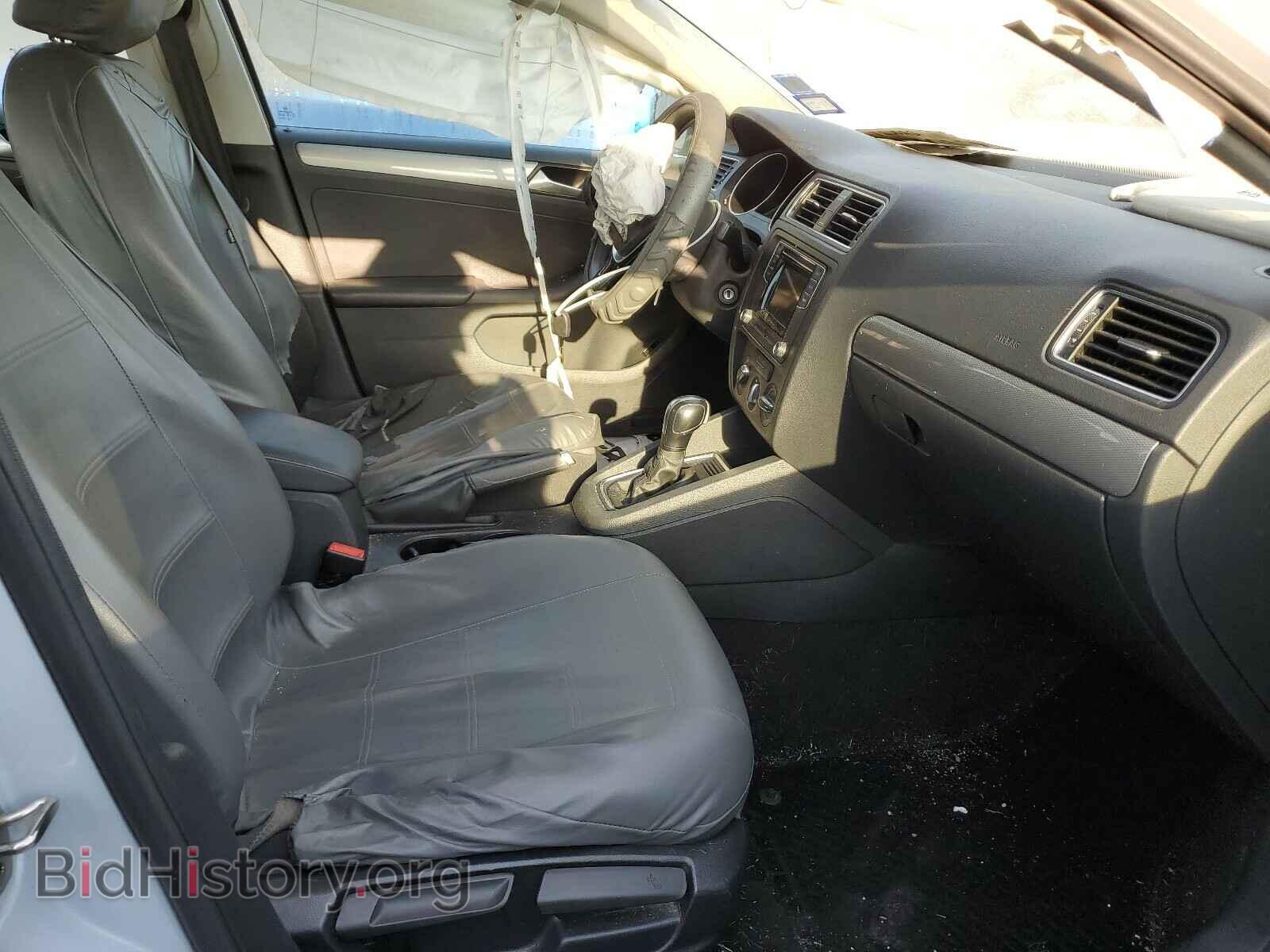 2017 VOLKSWAGEN JETTA - VIN: 3VW2B7AJ2HM264622 - Фото 5