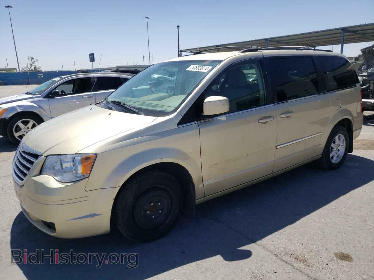 Photo 2A4RR5D13AR189807 - CHRYSLER MINIVAN 2010