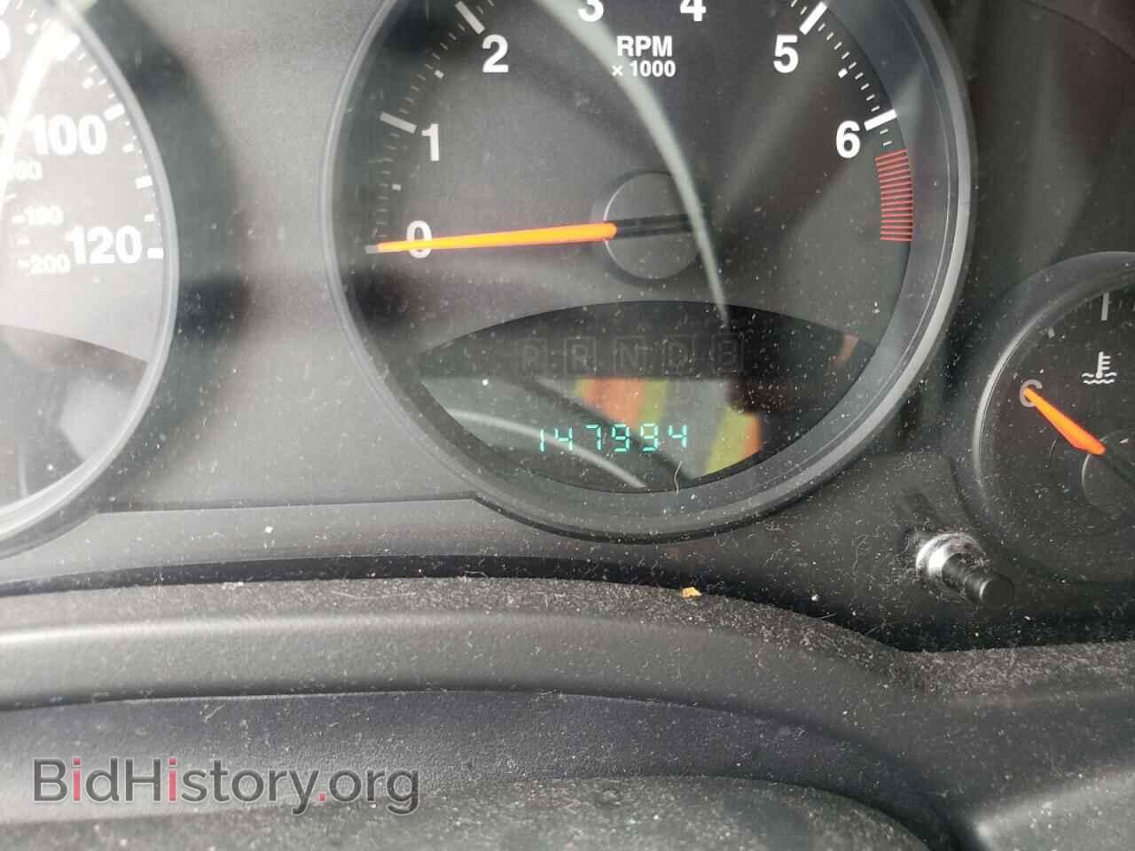 2010 JEEP COMPASS - VIN: 1J4NF1FBXAD642961 - Фото 8