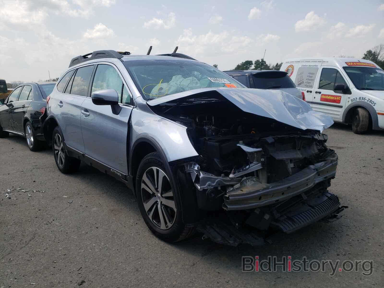 Photo 4S4BSAKC3J3371018 - SUBARU OUTBACK 2018