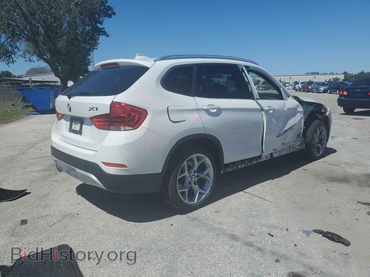 2014 BMW X1 - VIN: WBAVM1C52EVW49183 - Фото 3