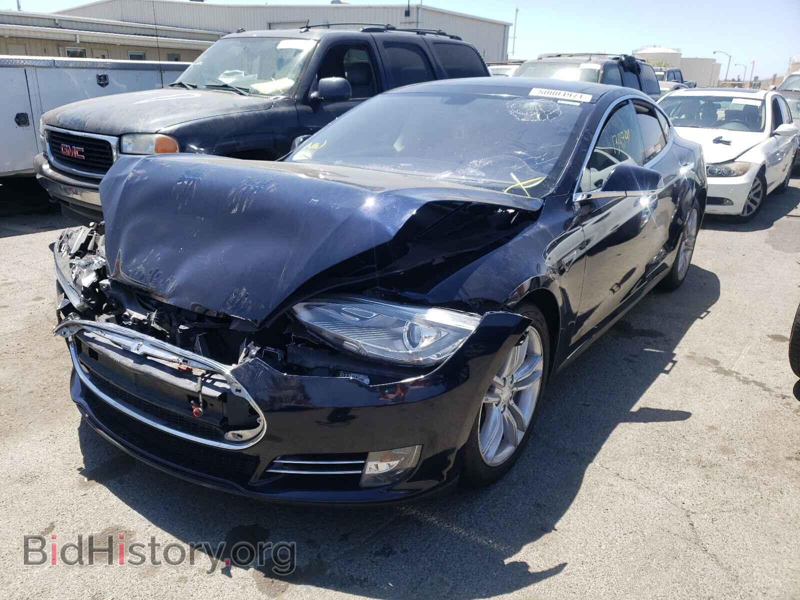 2014 TESLA MODEL S - VIN: 5YJSA1H11EFP42649 - Фото 2