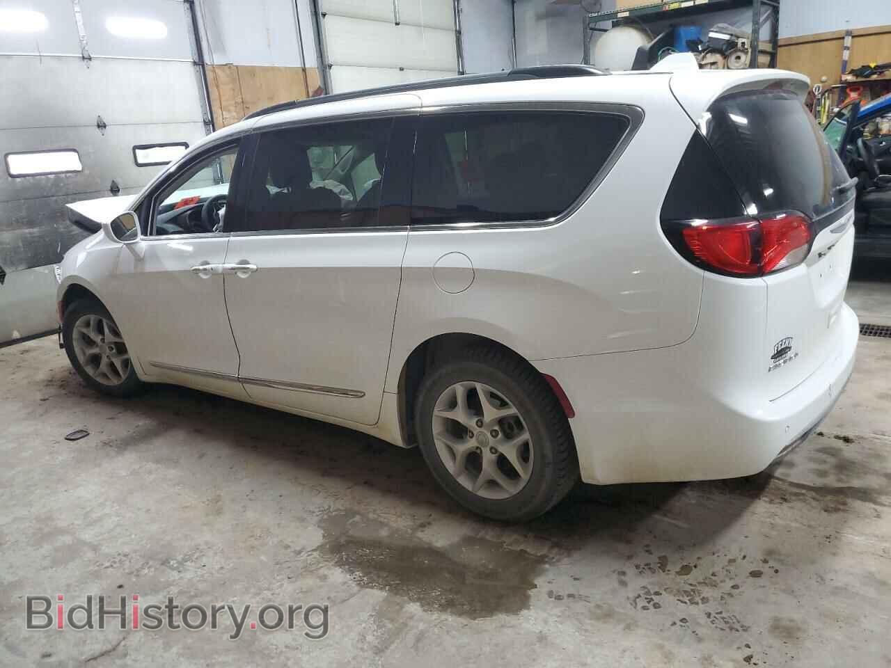 2017 CHRYSLER PACIFICA - VIN: 2C4RC1BGXHR710684 - Фото 2