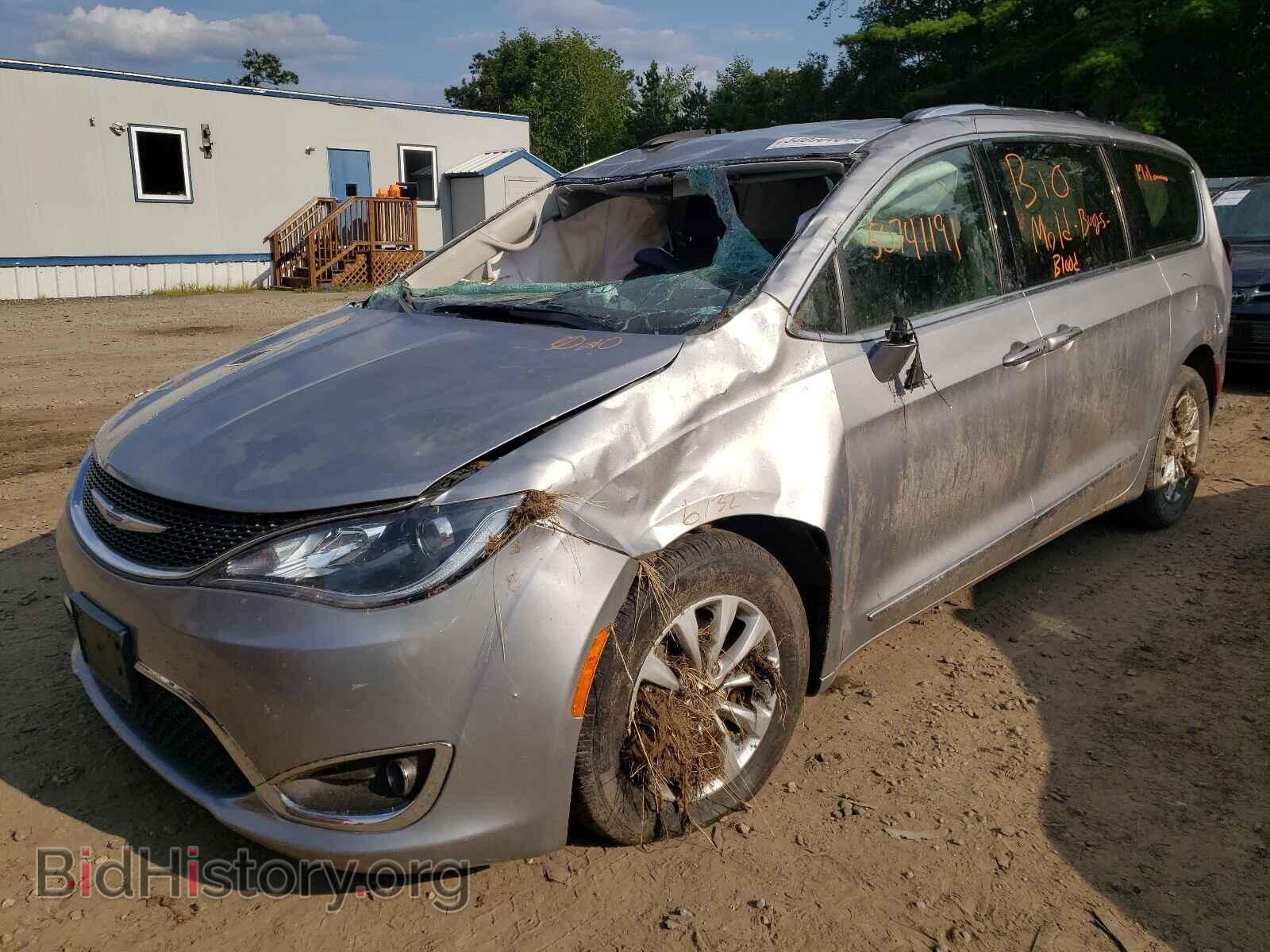 2019 CHRYSLER PACIFICA - VIN: 2C4RC1BG8KR539795 - Фото 2