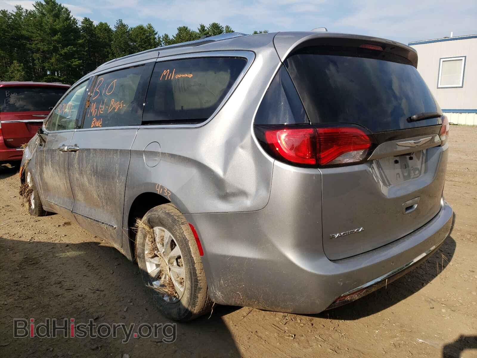 2019 CHRYSLER PACIFICA - VIN: 2C4RC1BG8KR539795 - Фото 3