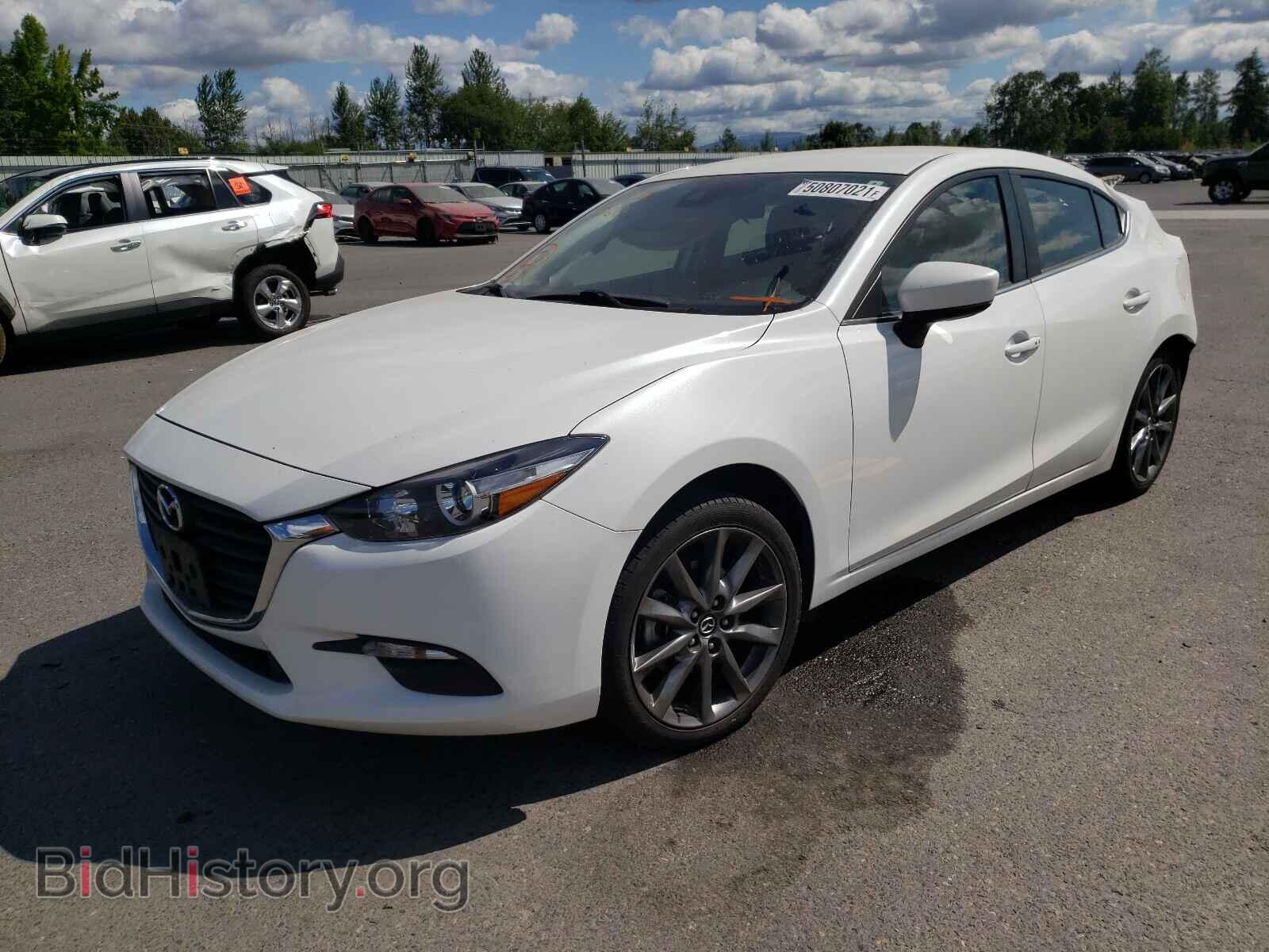 2018 MAZDA 3 - VIN: 3MZBN1V30JM264253 - Фото 2