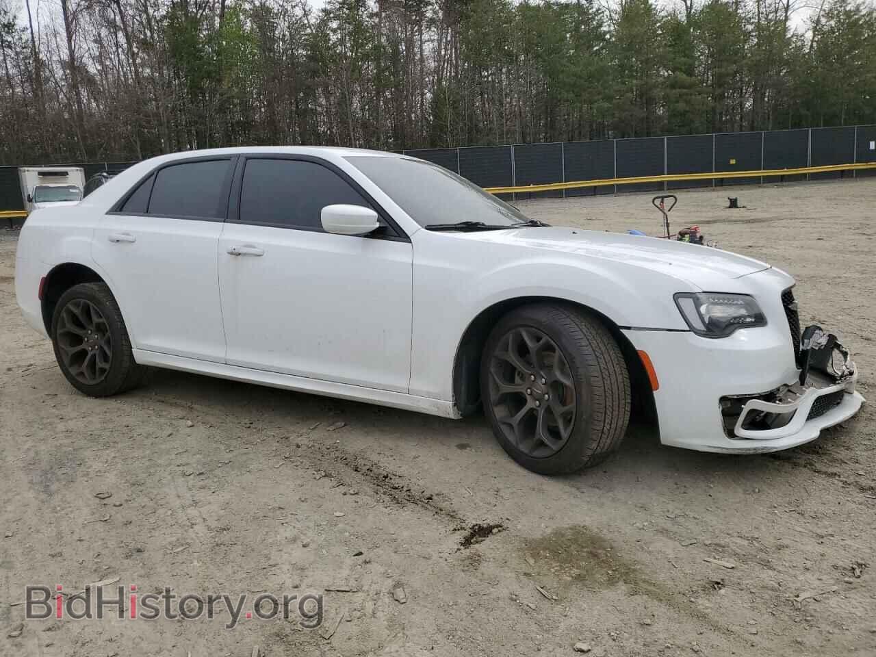 2017 CHRYSLER 300 - VIN: 2C3CCABG0HH664704 - Фото 4