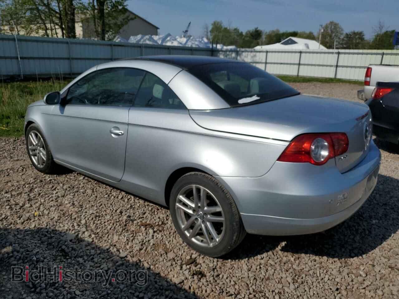 2008 VOLKSWAGEN EOS - VIN: WVWFA71F68V033117 - Фото 2